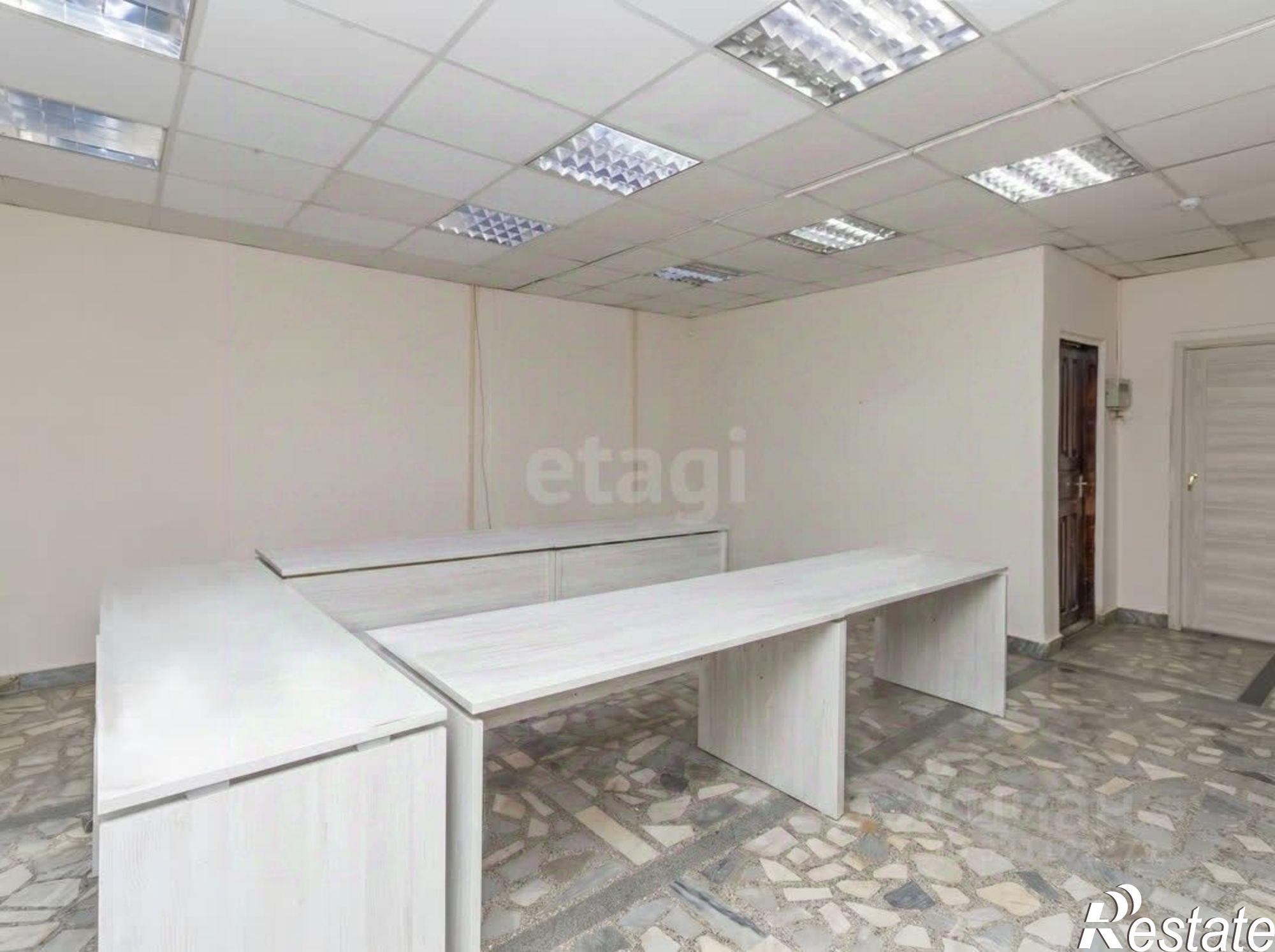 Купить торговое помещение за 3 882 910 рублей на Курская улица, 2