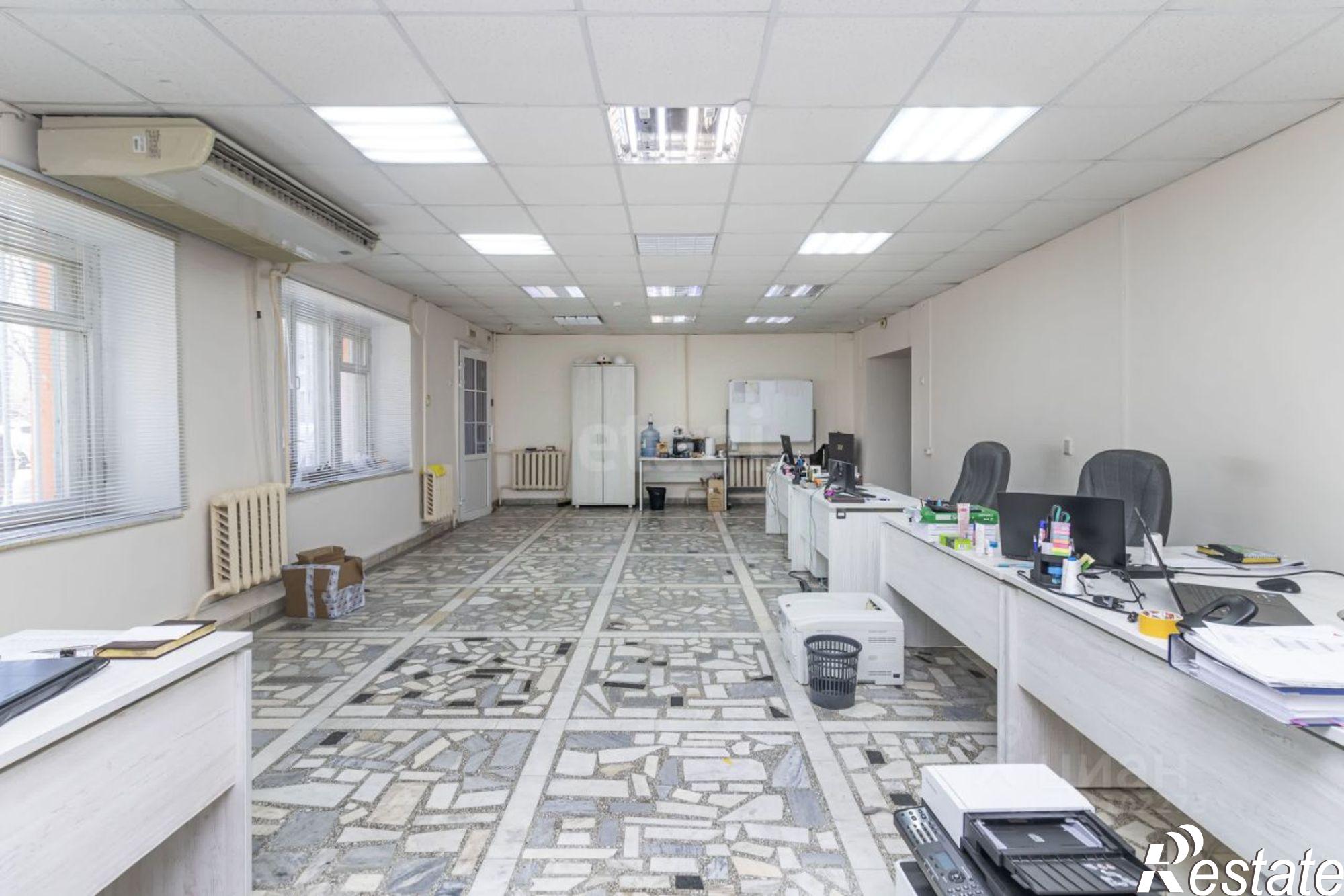 Купить торговое помещение за 3 882 910 рублей на Курская улица, 2