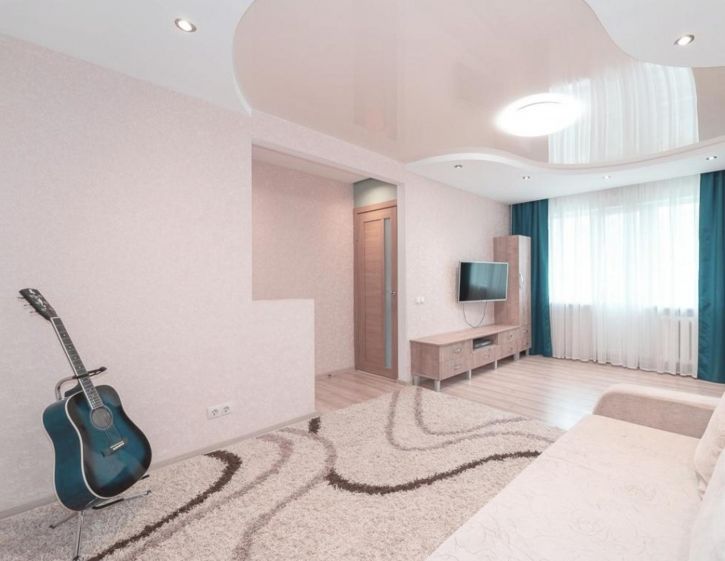 2-комн квартира Мельникайте, 95