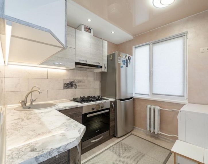 2-комн квартира Мельникайте, 95