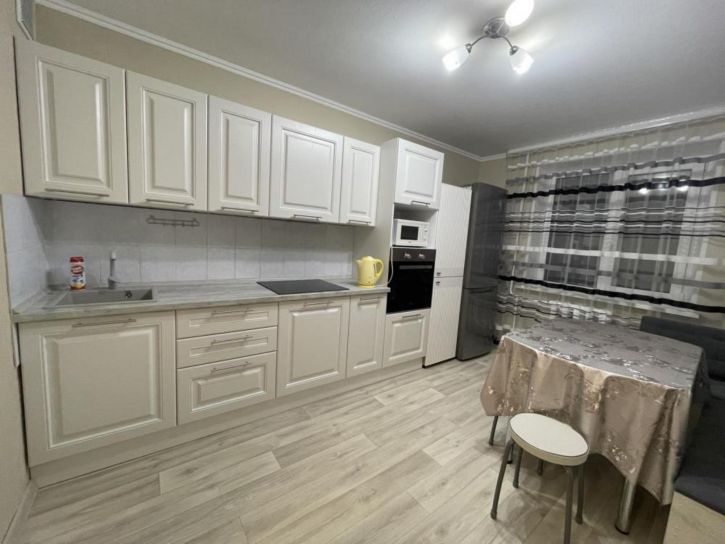 2-комн квартира Валерии Гнаровской, 8