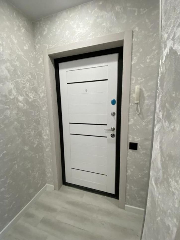 2-комн квартира Широтная, 81