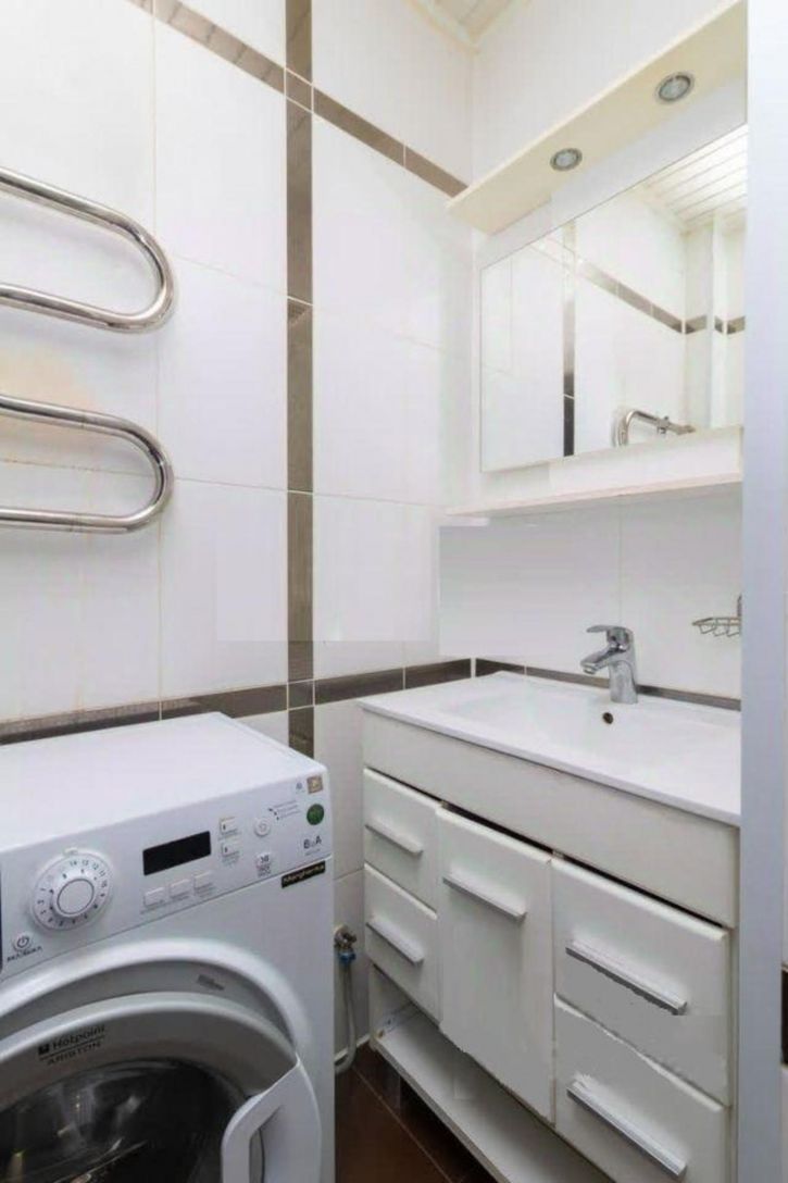 4-комн квартира Солнечный проезд, 7