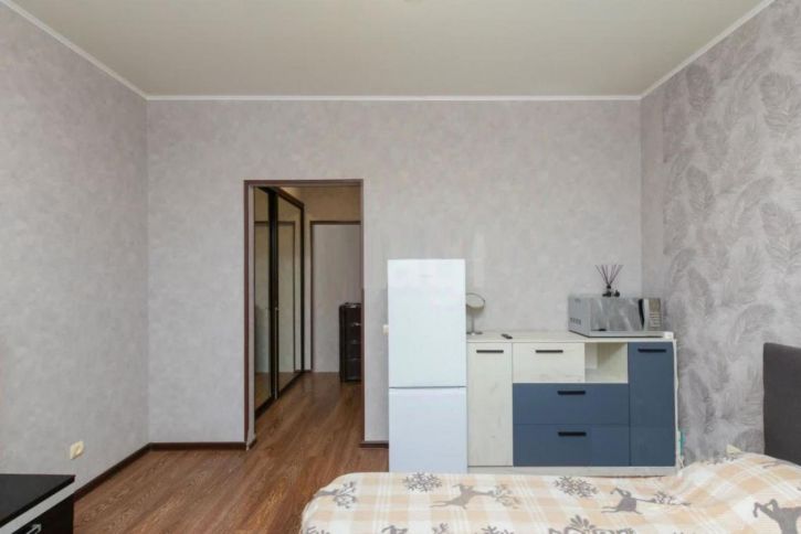 4-комн квартира Солнечный проезд, 7