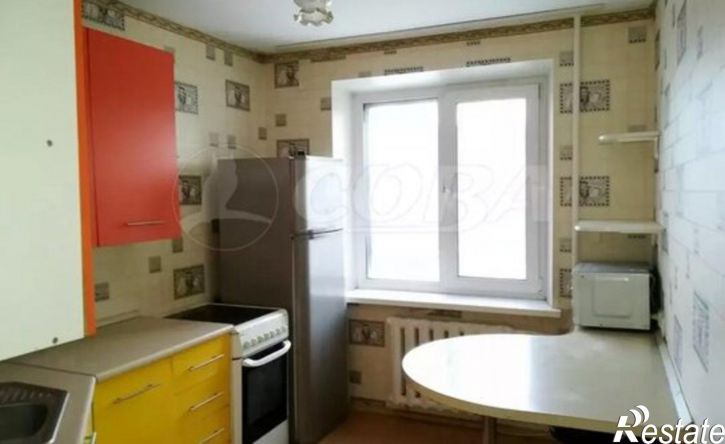 3-комн квартира ул Домостроителей, 18,  д. 18