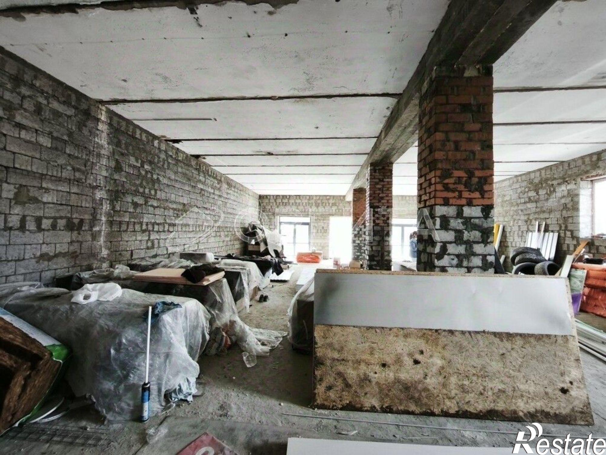 Сдать торговое помещение за 132 000 рублей на ул Пархоменко, 72