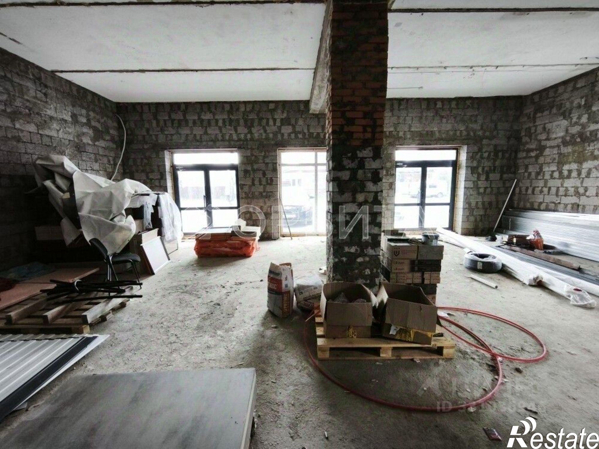 Сдать торговое помещение за 132 000 рублей на ул Пархоменко, 72