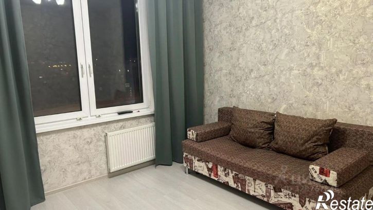 1-комн квартира улица Александра Протозанова, 4,  д. 4