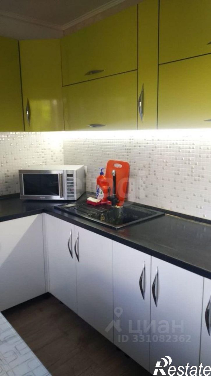 3-комн квартира ул Ершова, 32,  д. 32