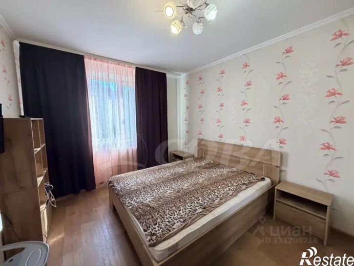 2-комн квартира улица Красных Зорь, 2,  д. 2