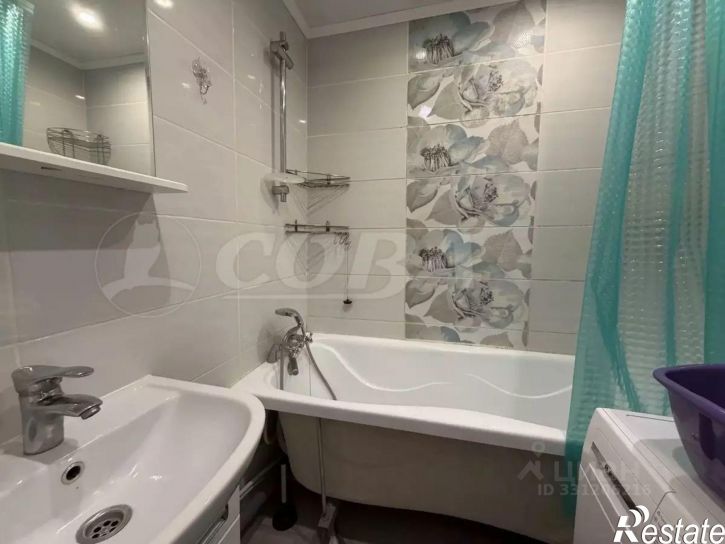 2-комн квартира улица Красных Зорь, 2,  д. 2