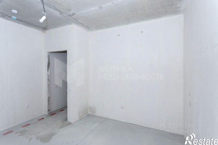 3-комн квартира улица Пожарных и спасателей, 1,  д. 1