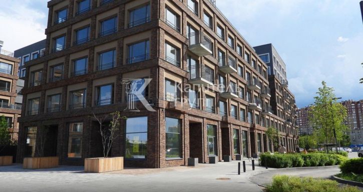 4-комн квартира Причальная улица, 5