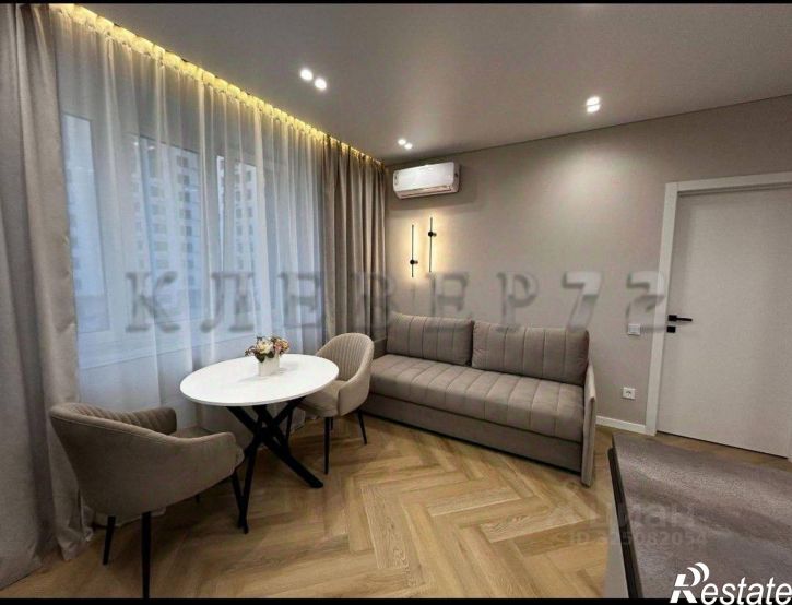 1-комн квартира Новгородская улица, 20,  д. 20
