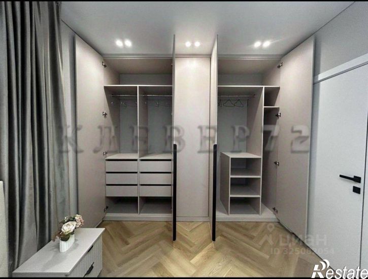 1-комн квартира Новгородская улица, 20,  д. 20