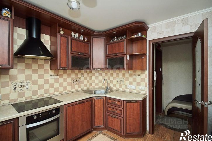 3-комн квартира ул Федюнинского, 7а,  д. 7а