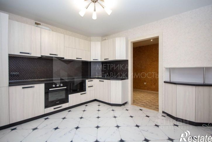 3-комн квартира ул Кремлевская, 102,  д. 102