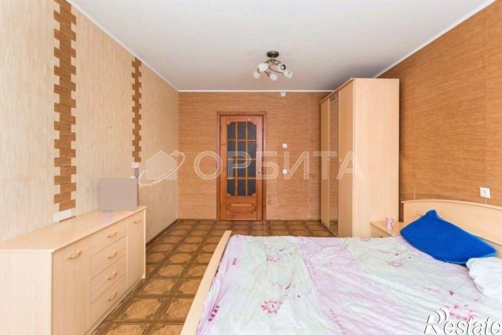 2-комн квартира улица Мельникайте, 125,  д. 125