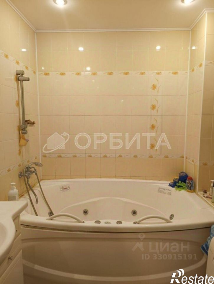 2-комн квартира Широтная улица, 129/4,  д. 129/4