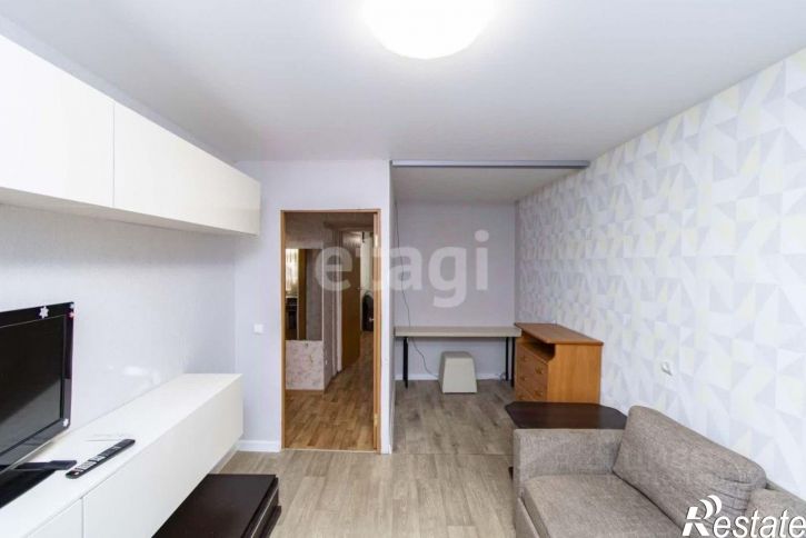 2-комн квартира улица Мельникайте, 48,  д. 48