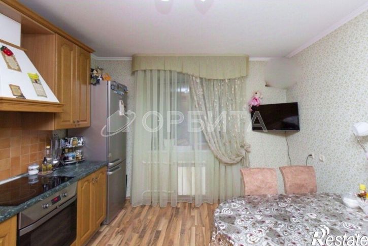 3-комн квартира ул 50 лет Октября, 30,  д. 30