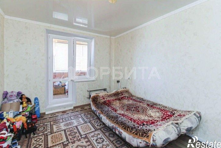 4-комн квартира пр-д Стахановцев, 6,  д. 6