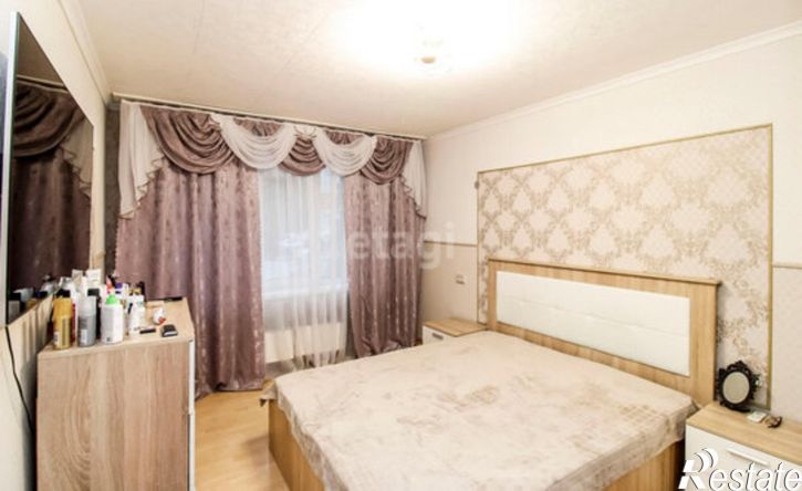 3-комн квартира улица Домостроителей, 8,  д. 8