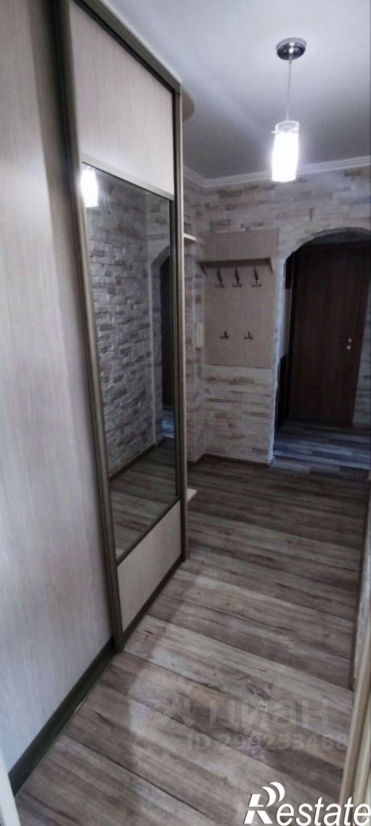 2-комн квартира улица Болотникова, 11,  д. 11