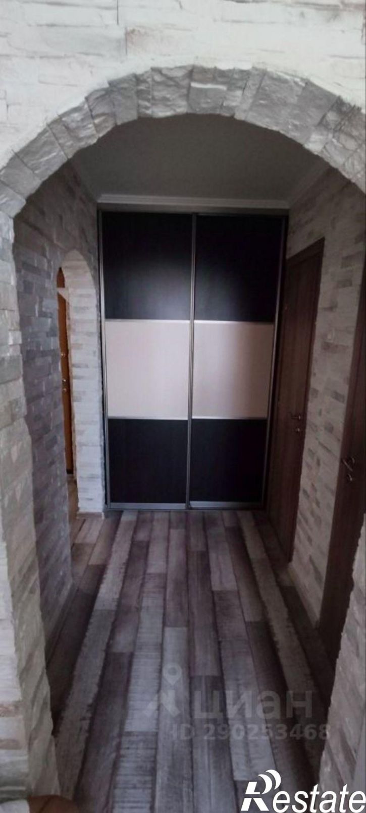 2-комн квартира улица Болотникова, 11,  д. 11