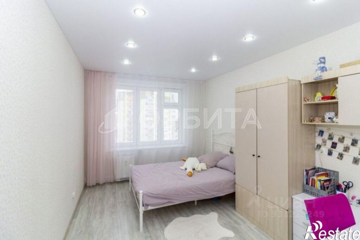 2-комн квартира улица Александра Протозанова, 12 к1,  д. 12 к1