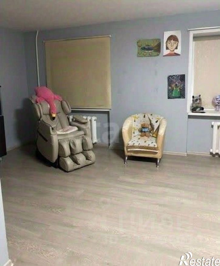 4-комн квартира ул Циолковского, 15,  д. 15