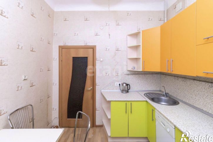 2-комн квартира ул Котельщиков, 1,  д. 1