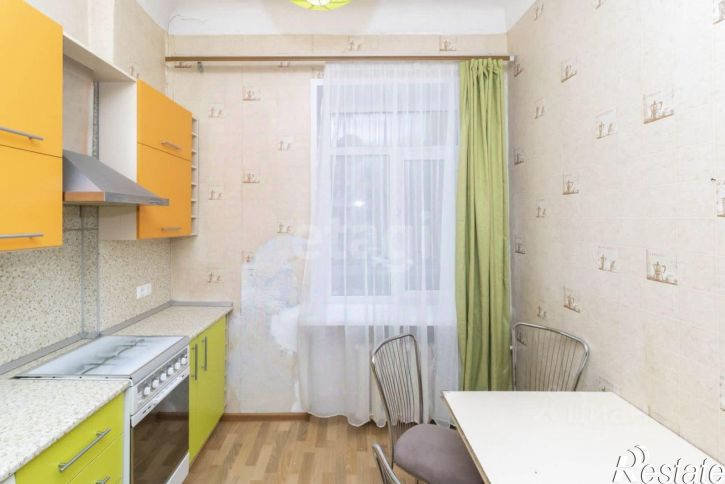 2-комн квартира ул Котельщиков, 1,  д. 1