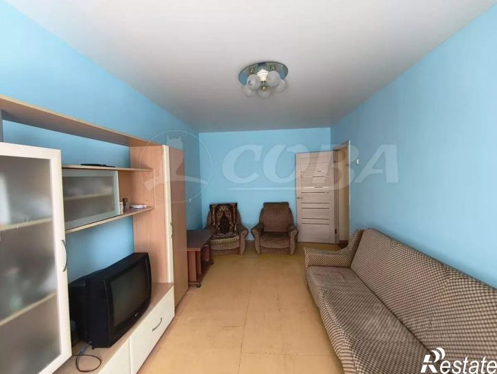 2-комн квартира улица Серова, 21,  д. 21