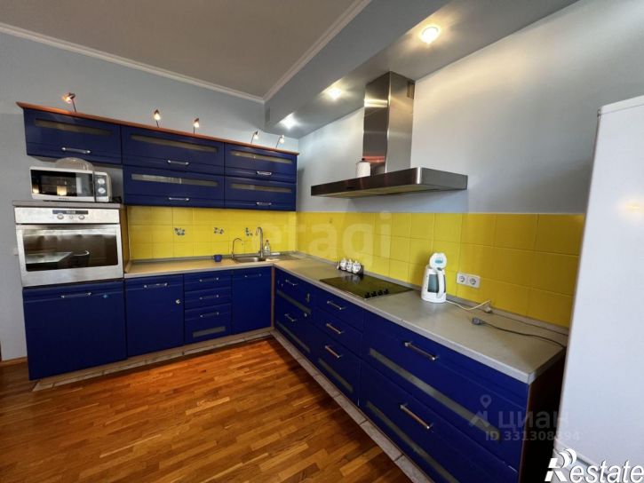 3-комн квартира ул Сакко, 5,  д. 5