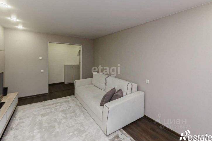 3-комн квартира улица Пермякова, 54,  д. 54