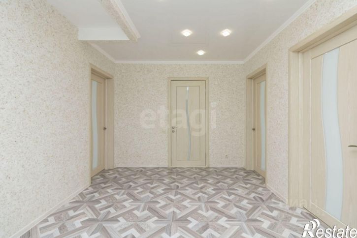 3-комн квартира Судоремонтная улица, 28,  д. 28