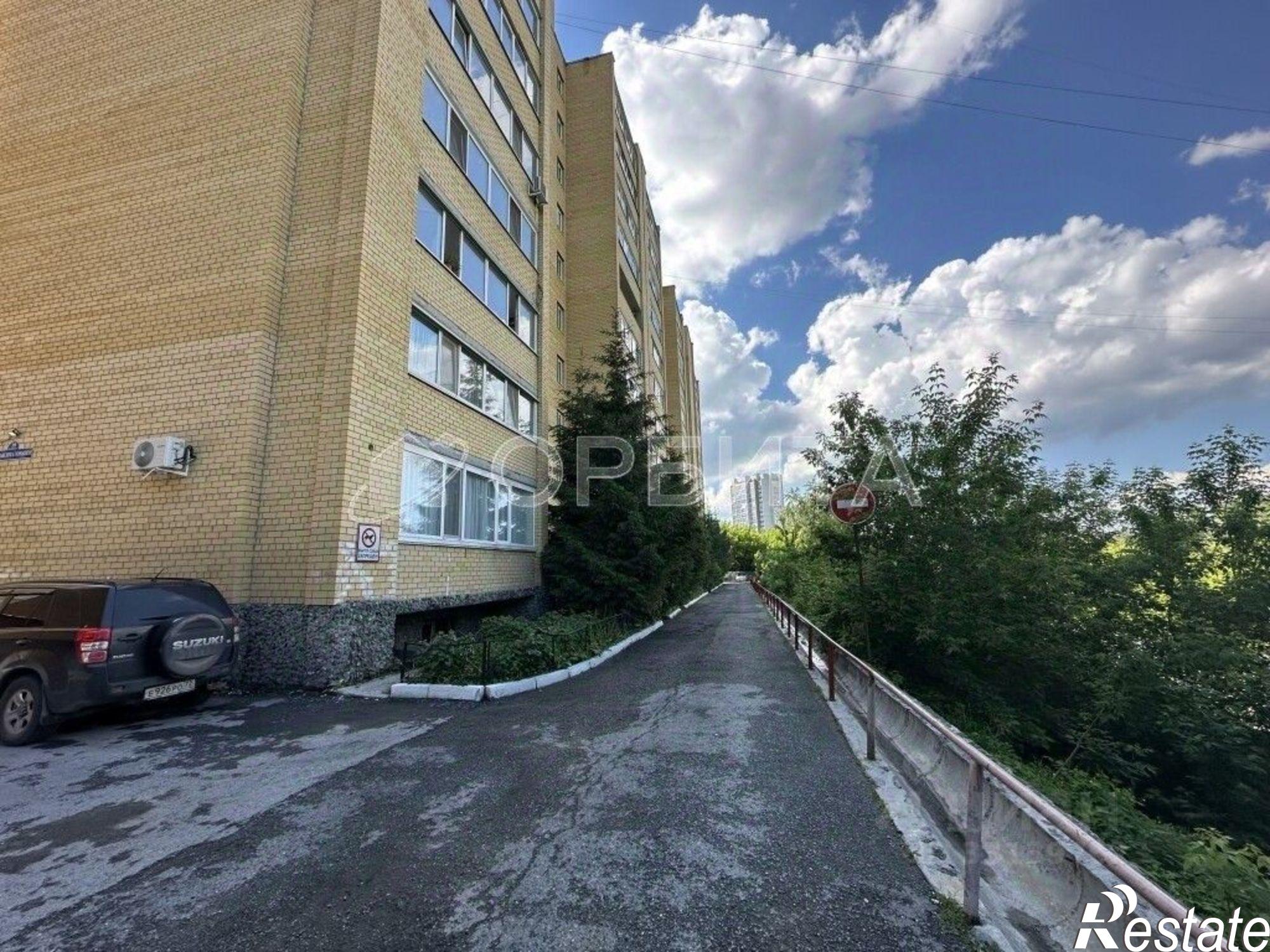 Купить торговое помещение за 5 956 770 рублей на ул Максима Горького, 10 1