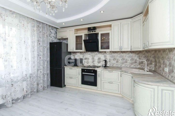 3-комн квартира улица Дмитрия Менделеева, 5,  д. 5