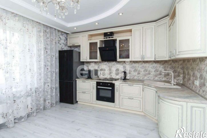 3-комн квартира улица Дмитрия Менделеева, 5,  д. 5