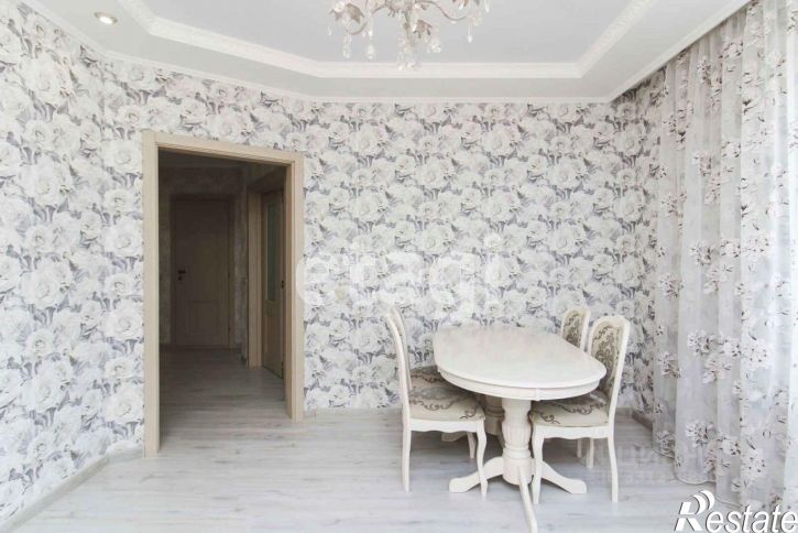 3-комн квартира улица Дмитрия Менделеева, 5,  д. 5