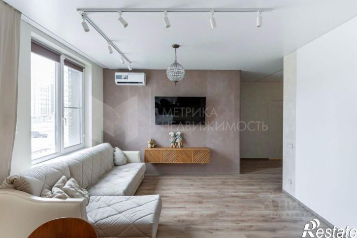 2-комн квартира улица Фармана Салманова, 12,  д. 12
