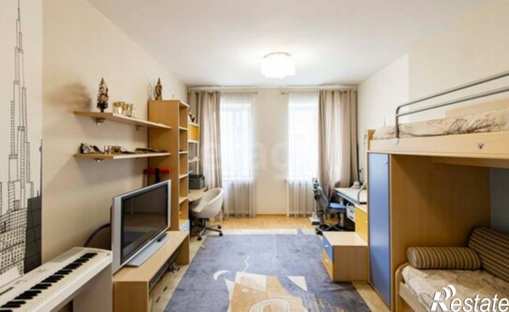 3-комн квартира ул Республики, 14,  д. 14