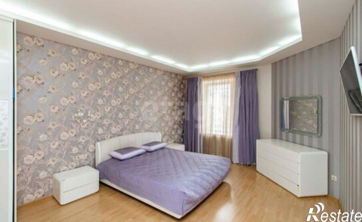 3-комн квартира ул Республики, 14,  д. 14
