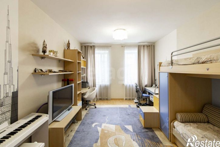 3-комн квартира ул Республики, 14,  д. 14