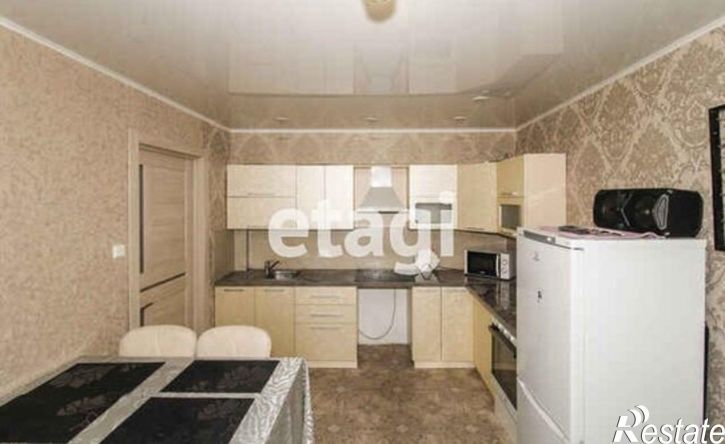 2-комн квартира ул Декабристов, 152,  д. 152