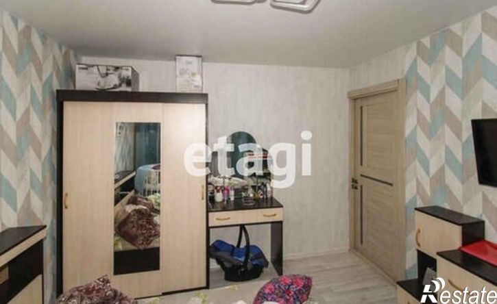 2-комн квартира ул Декабристов, 152,  д. 152