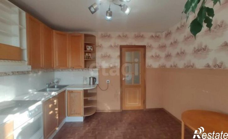 4-комн квартира улица Пржевальского, 35/2,  д. 35/2