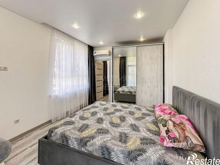 2-комн квартира улица Павла Никольского, 10 к1,  д. 10 к1