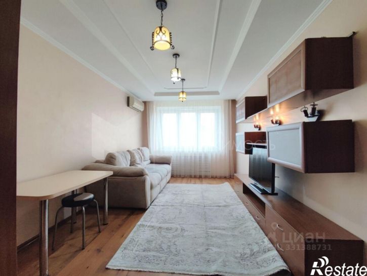 3-комн квартира улица Александра Логунова, 3,  д. 3